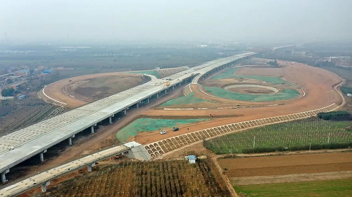 變廢為寶 600多萬噸建筑垃圾鋪筑高速公路，開啟公路工程綠色新篇章